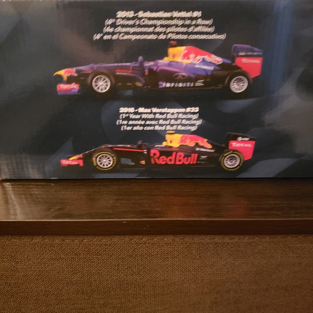 🏁 Red Bull Racing Formula 1 Cars 🏎 - Picture 11 of 14